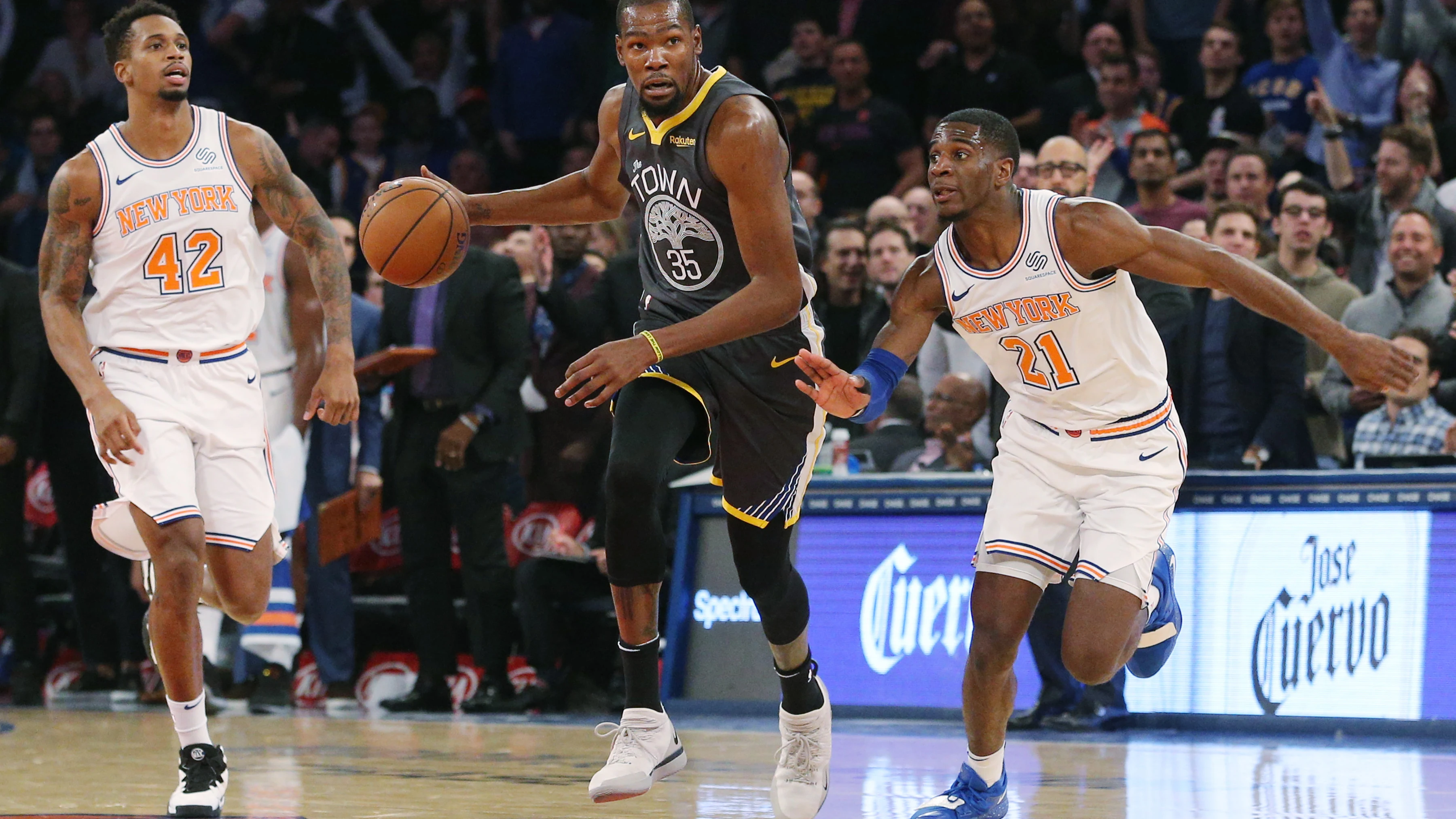 Kevin Durant, en acción ante los New York Knicks