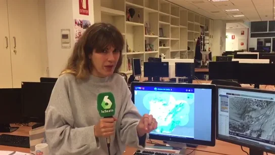 Una potente masa de aire frío procedente del Ártico deja nevadas en los Pirineos Una potente masa de aire frío procedente del Ártico deja nevadas en los Pirineos