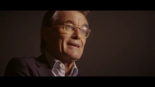 Artur Mas desvela el órdago de Puigdemont a Junqueras: "Planteó su dimisión, pero nadie quiso coger el relevo para proclamar la DUI" Artur Mas desvela el órdago de Puigdemont a Junqueras: "Planteó su dimisión, pero nadie quiso coger el relevo para proclamar la DUI"