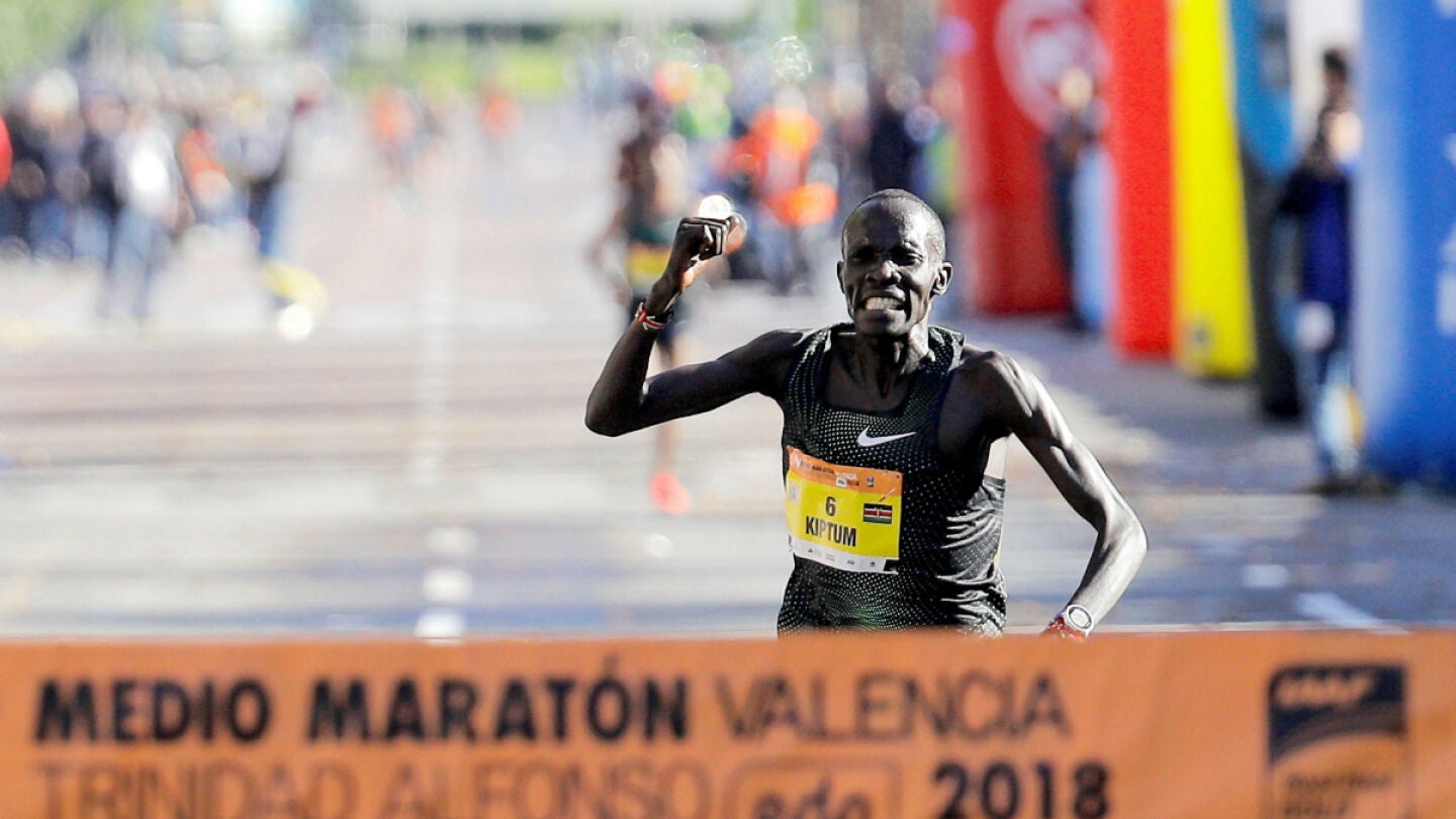 Kiptum gana en Valencia