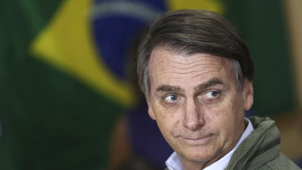 Jair Bolsonaro en una área militar en la zona norte de Río de Janeiro