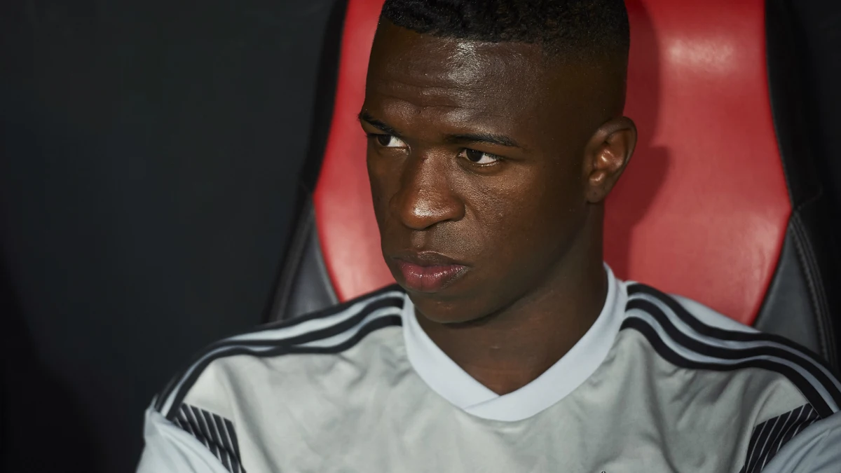 Vinicius, en el banquillo