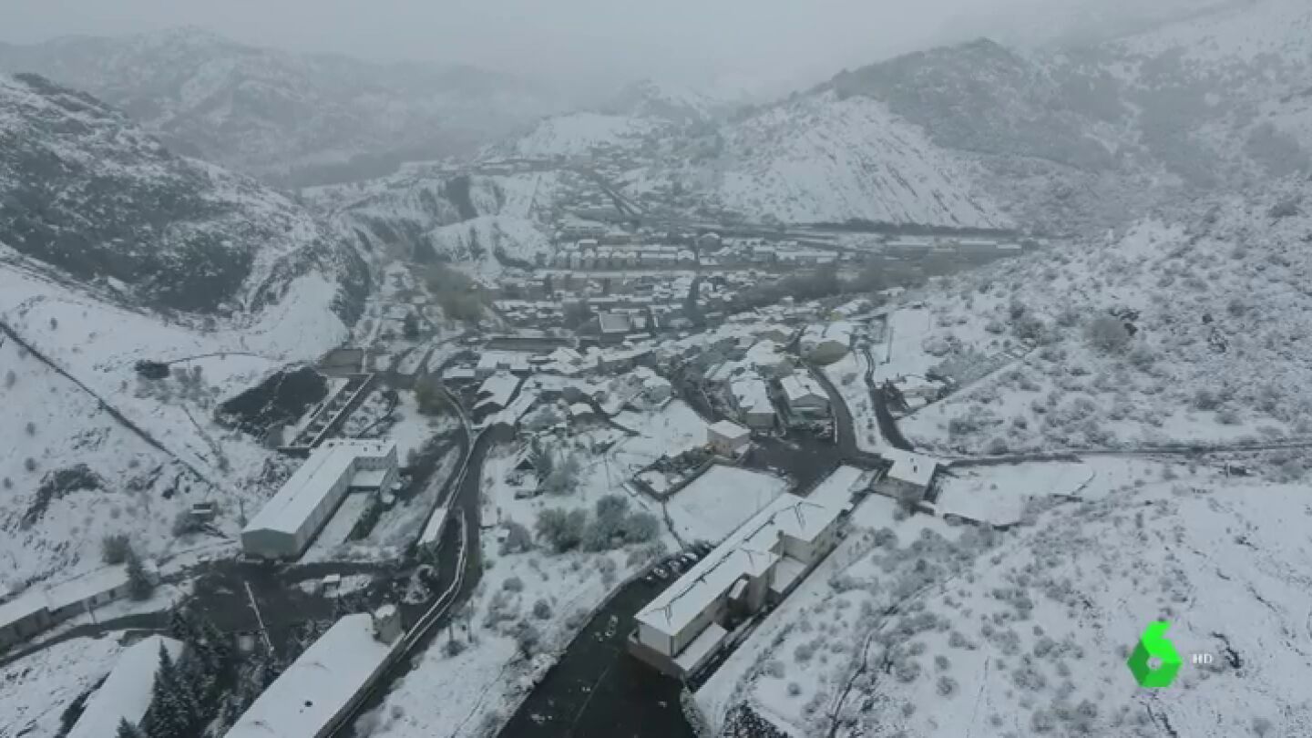 Impresionantes im&aacute;genes del puerto de Pajares despu&eacute;s de la gran nevada 