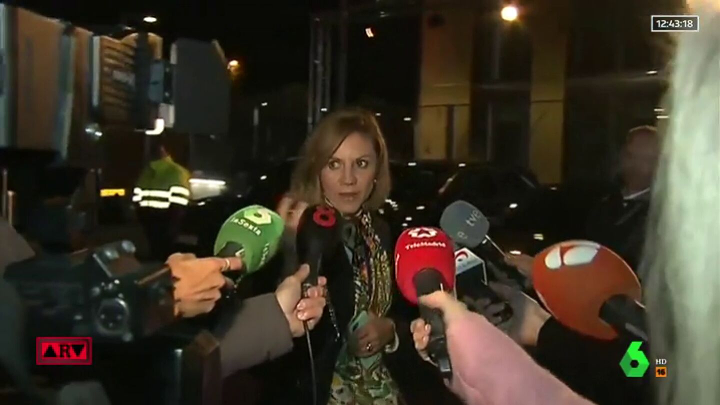 Mar&iacute;a Dolores de Cospedal responde a la prensa