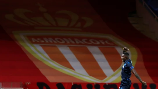 Wesley celebra su gol contra el Mónaco Wesley celebra su gol contra el Mónaco