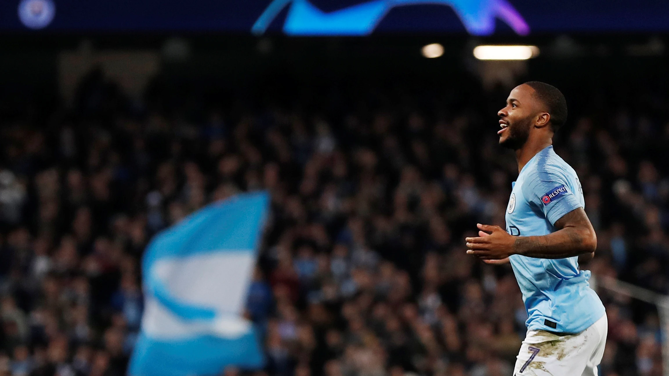 Sterling celebra su gol contra el Shakhtar