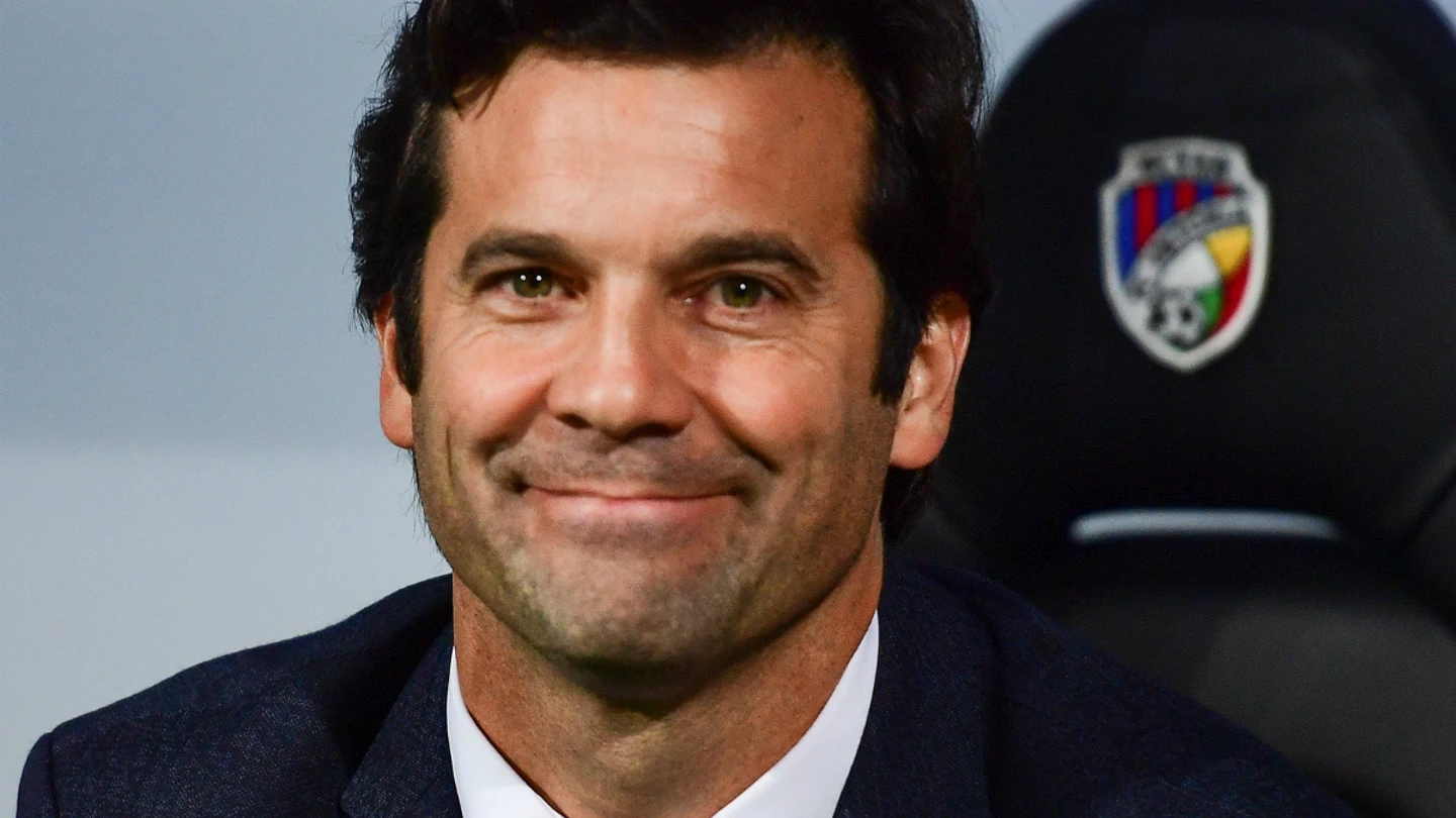Solari, en el banquillo durante un partido Solari, en el banquillo durante un partido