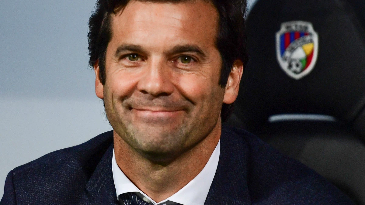 Solari, en el banquillo durante un partido