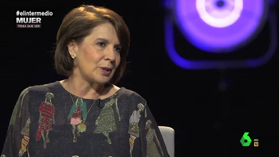 Rosalía Arteaga: "Cuando llegué a la presidencia me cortaron las patas de la silla para que pareciera más pequeña que el presidente" Rosalía Arteaga: "Cuando llegué a la presidencia me cortaron las patas de la silla para que pareciera más pequeña que el presidente"