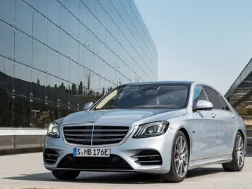 Mercedes-Benz S560e Mercedes-Benz S560e