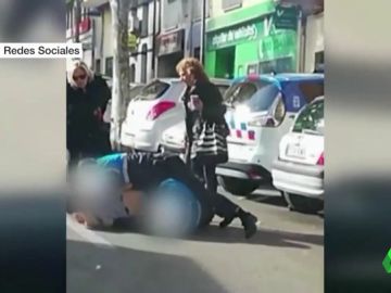 Un joven golpea su pareja menor de edad y luego agrede a dos agentes Un joven golpea su pareja menor de edad y luego agrede a dos agentes
