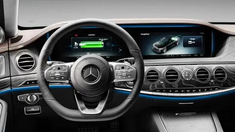 Mercedes-Benz S560e Mercedes-Benz S560e