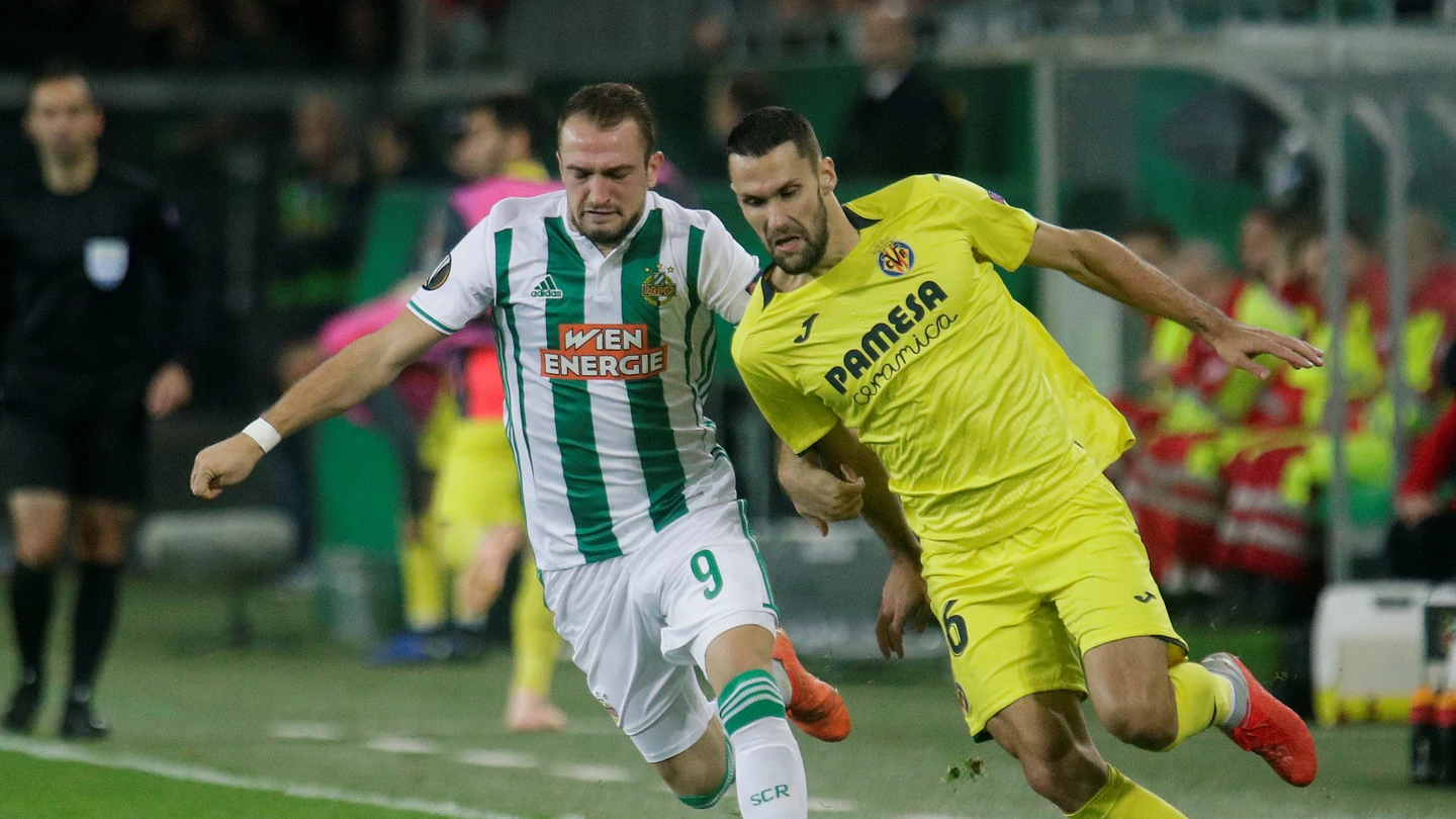 Momento del partido entre el Rapid de Viena y el Villarreal Momento del partido entre el Rapid de Viena y el Villarreal