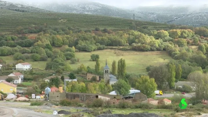 Indignación en Somosierra por el realojo de 40 menores migrantes: "Se drogan y roban"