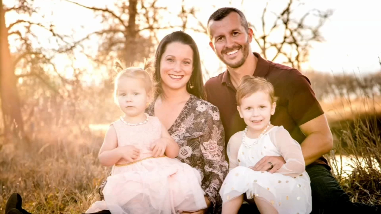 Chris Watts, el asesino confeso de su mujer y sus hijas evade la pena de muerte a petición de sus suegros