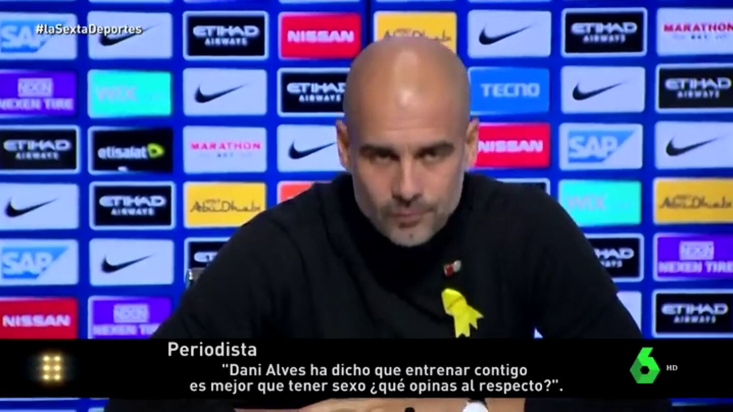Guardiola contesta a Alves: "&iquest;Tener sexo o entrenar conmigo? Yo prefiero el sexo"