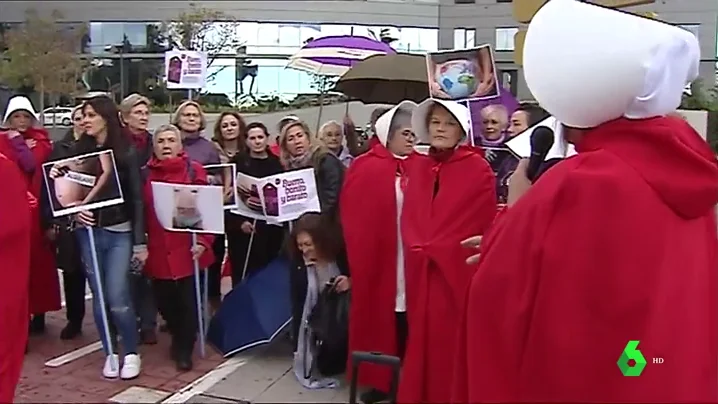 Manifestación en Valencia contra la gestación subrogada