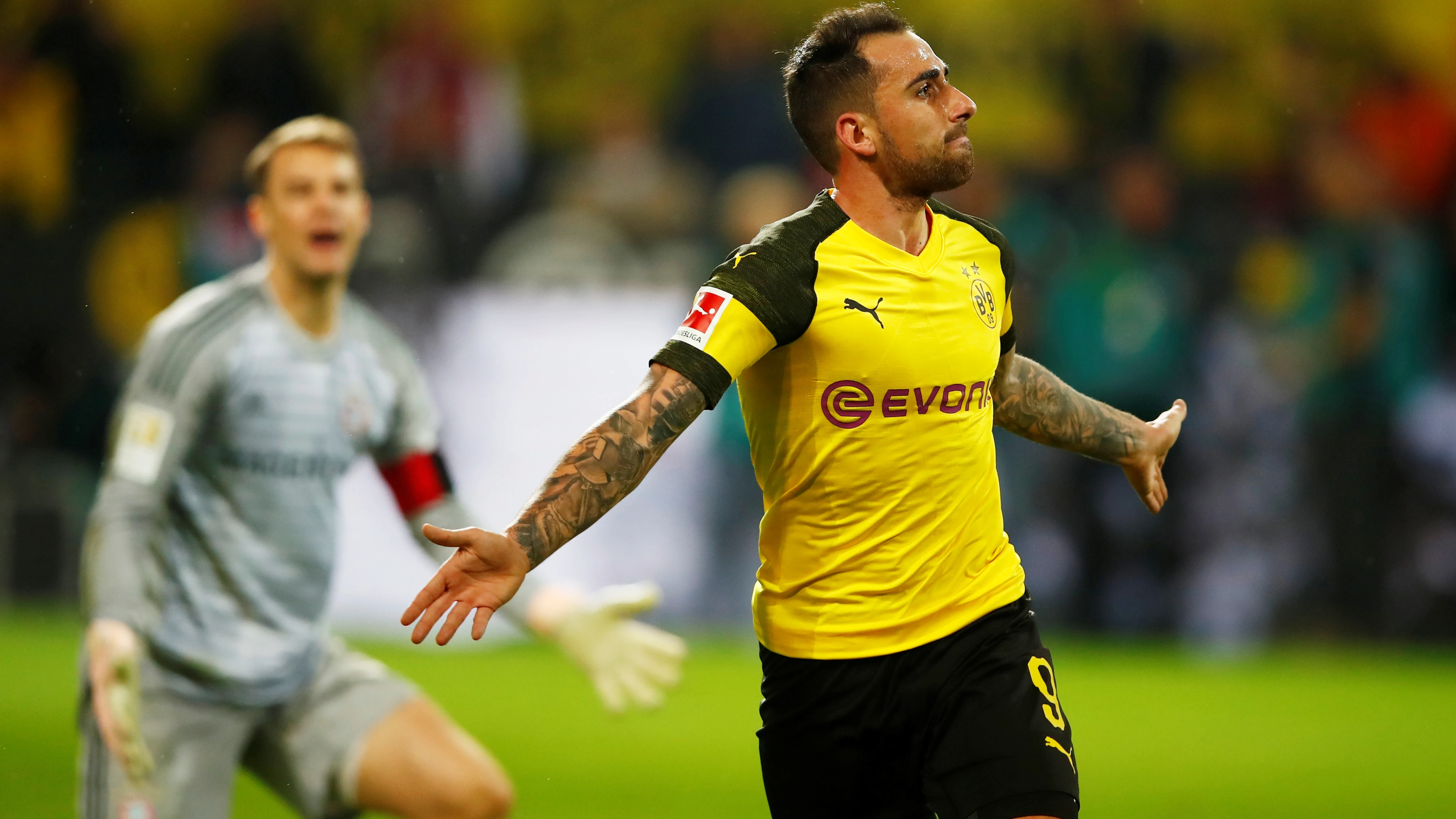 Paco Alcácer celebra el gol de la victoria ante el Bayern