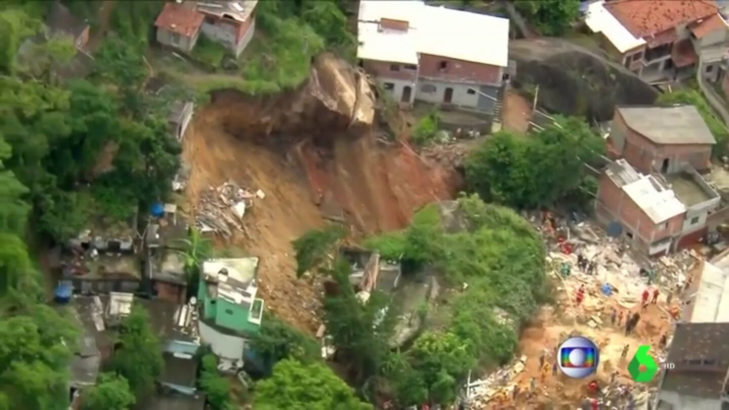 Deslizamiento de tierra en R&iacute;o de Janeiro