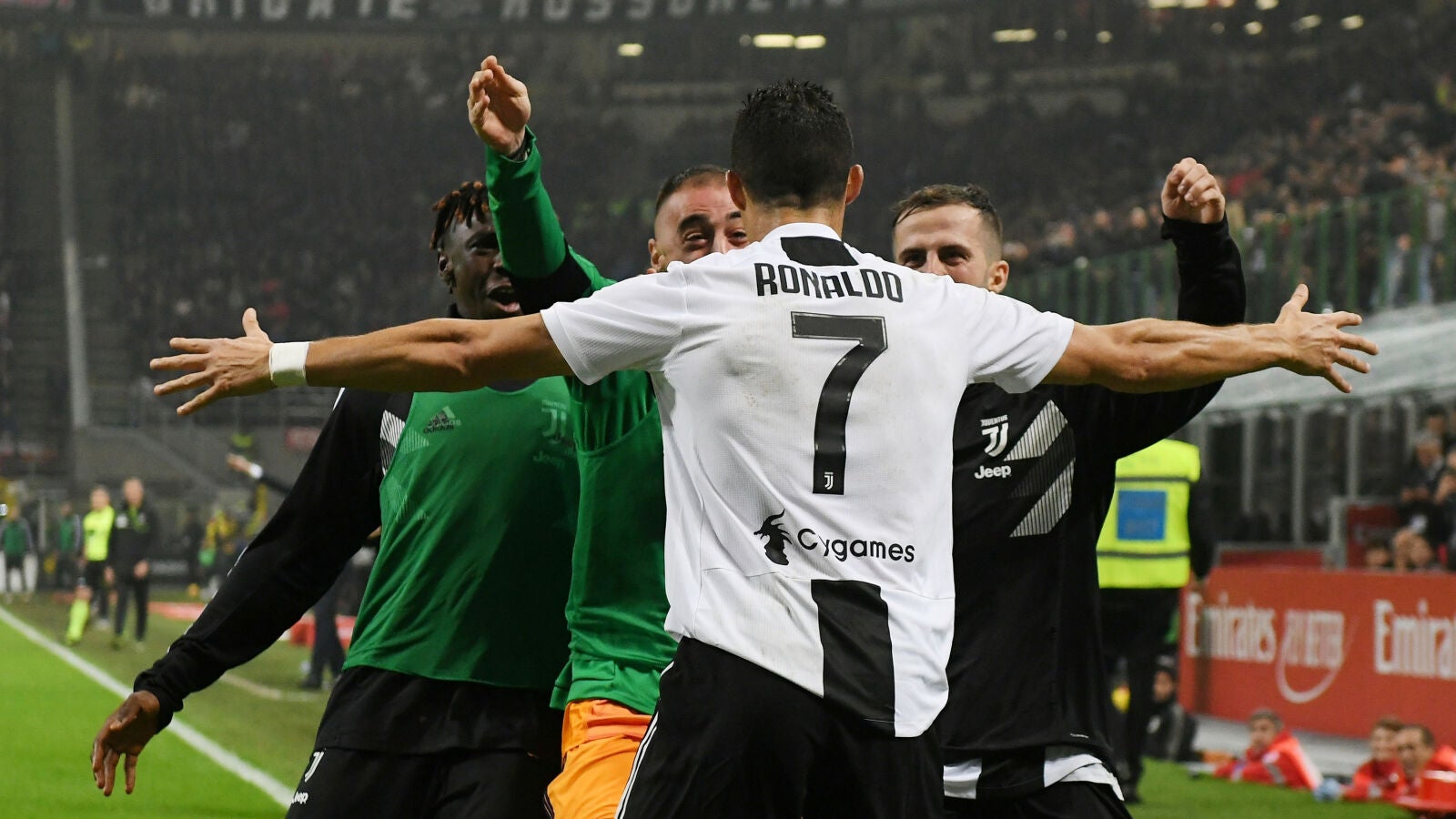 Cristiano Ronaldo celebra su gol ante el Milan