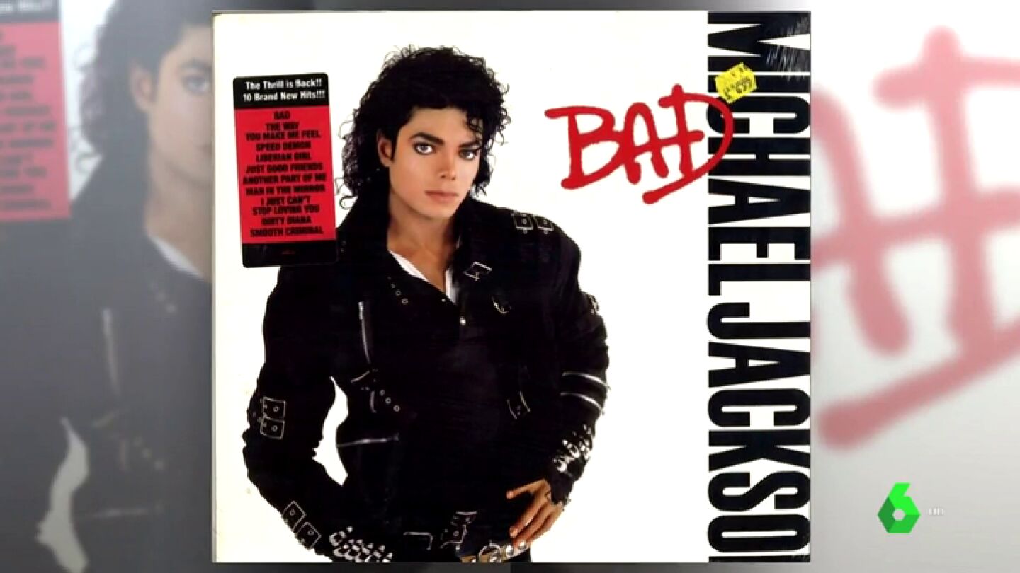 Imagen de la chaqueta de Michael Jackson que ha sido subastada