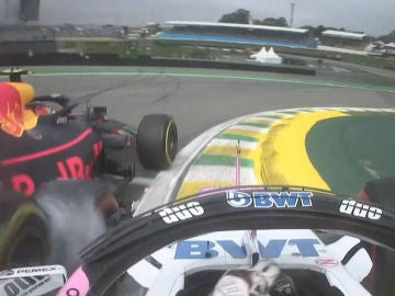 Toque entre Ocon y Verstappen Toque entre Ocon y Verstappen