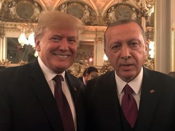 Trump junto a Erdogan en la celebración del centenario del armisticio de la Primera Guerra Mundial Trump junto a Erdogan en la celebración del centenario del armisticio de la Primera Guerra Mundial