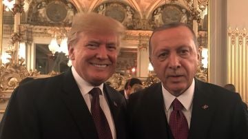 Trump junto a Erdogan en la celebración del centenario del armisticio de la Primera Guerra Mundial