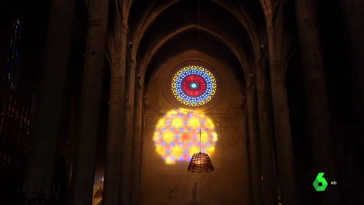Cientos de personas acuden a la Catedral de Mallorca para 