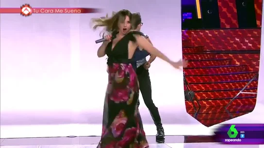 Chenoa imita a Shakira Chenoa imita a Shakira