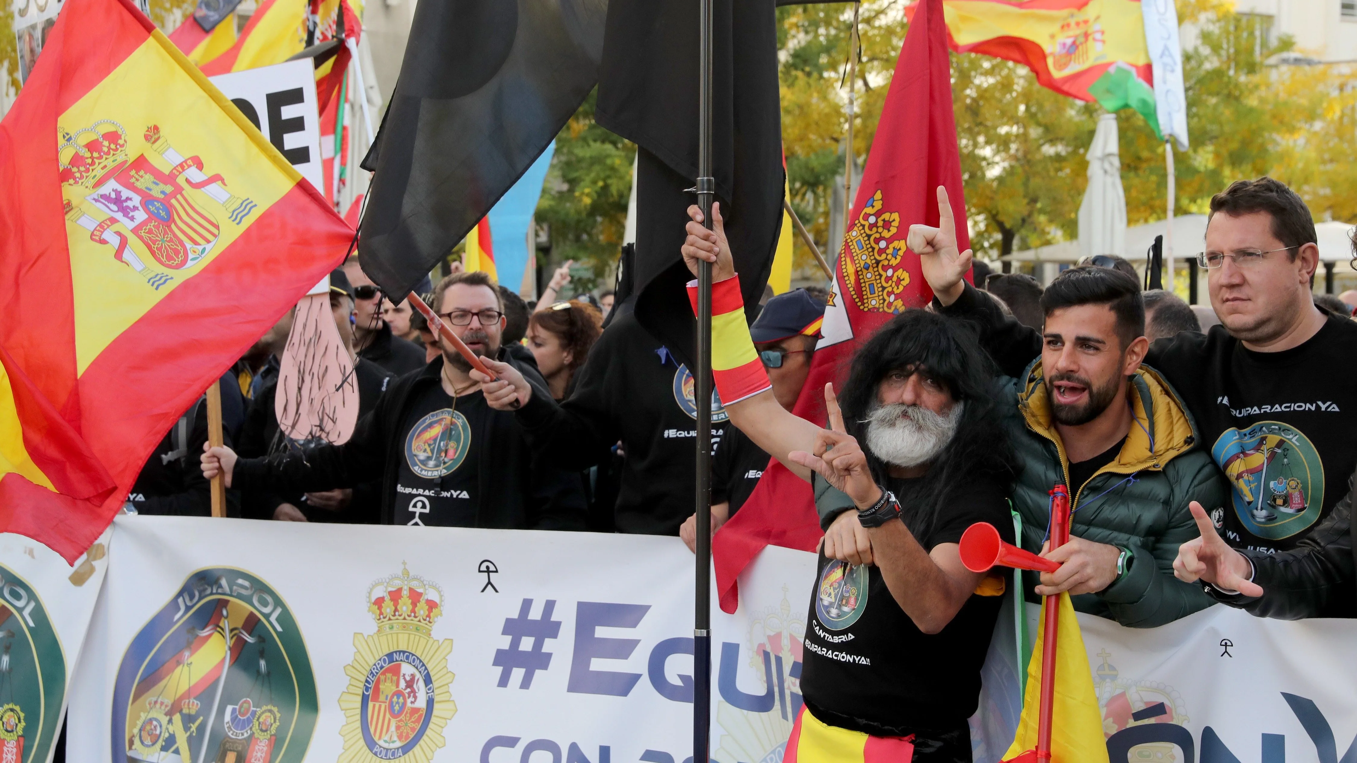 Alrededor de 400 policías y guardias civiles de la asociación Jusapol