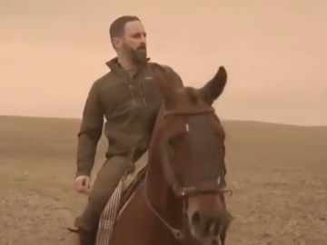 Vox viste a Santiago Abascal de Aragorn en un vídeo en el que llama a la "reconquista de España" desde Andalucía