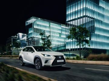 Lexus NX300h Sport Edition