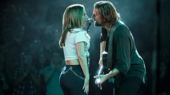 Lady Gaga y Bradley Cooper en 'Ha nacido una estrella' Lady Gaga y Bradley Cooper en 'Ha nacido una estrella'