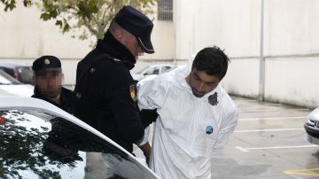 Rafael Pantoja, presunto asesino de Sacramento Roca, llegando a los juzgados de Palma. 