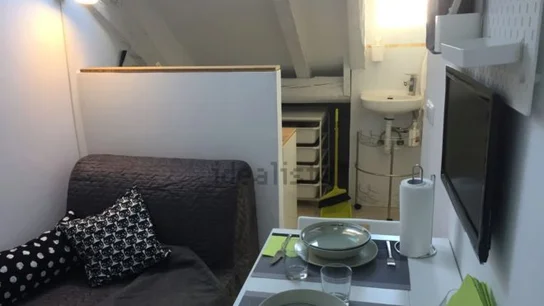 Espacio de 10m2 ofrecido en Idealista por 500 euros Espacio de 10m2 ofrecido en Idealista por 500 euros