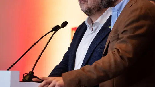 El presidente de Vox, Santiago Abascal, y el candidato a la presidencia de la Junta de Andalucía, Francisco Serrano El presidente de Vox, Santiago Abascal, y el candidato a la presidencia de la Junta de Andalucía, Francisco Serrano