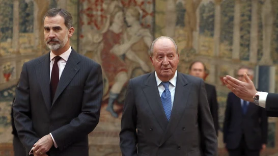 El rey Felipe VI renuncia a la herencia de Juan Carlos I, que deja de percibir su asignación en los Presupuestos