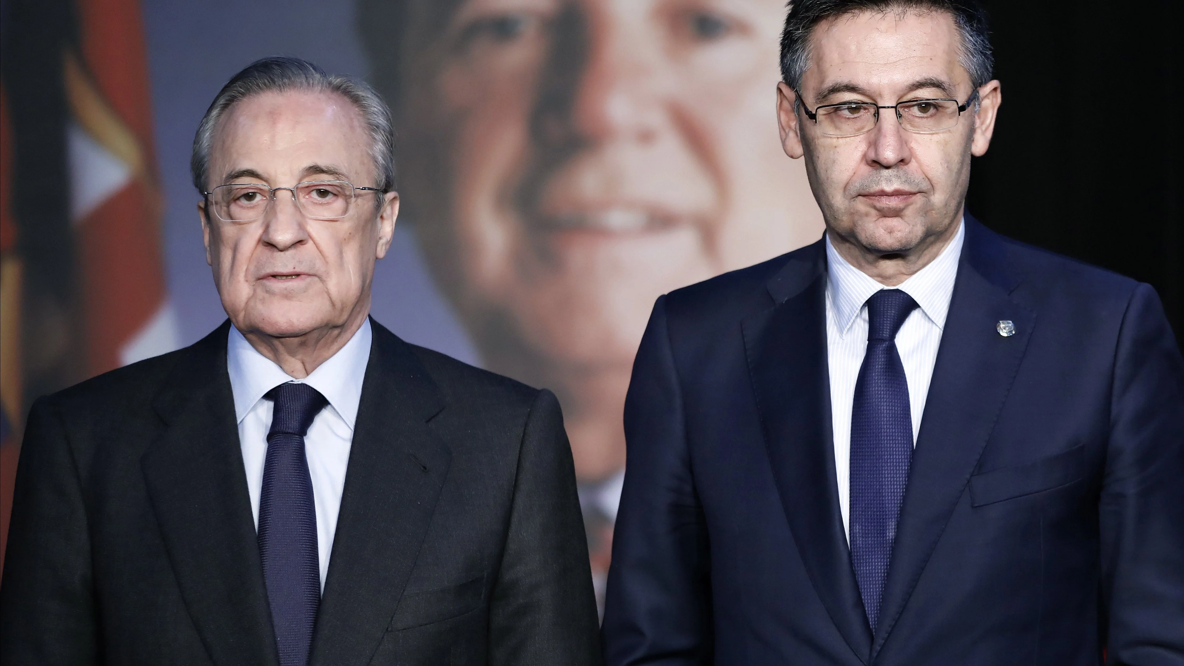 Florentino Pérez, junto a Bartomeu en el memorial a Josep Lluís Núñez