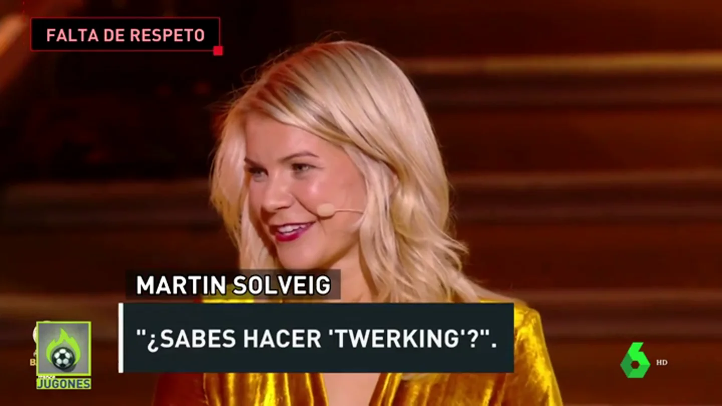 Le preguntaron a la ganadora del Balón de Oro si sabía bailar 'twerk' tras recoger el premio Le preguntaron a la ganadora del Balón de Oro si sabía bailar 'twerk' tras recoger el premio