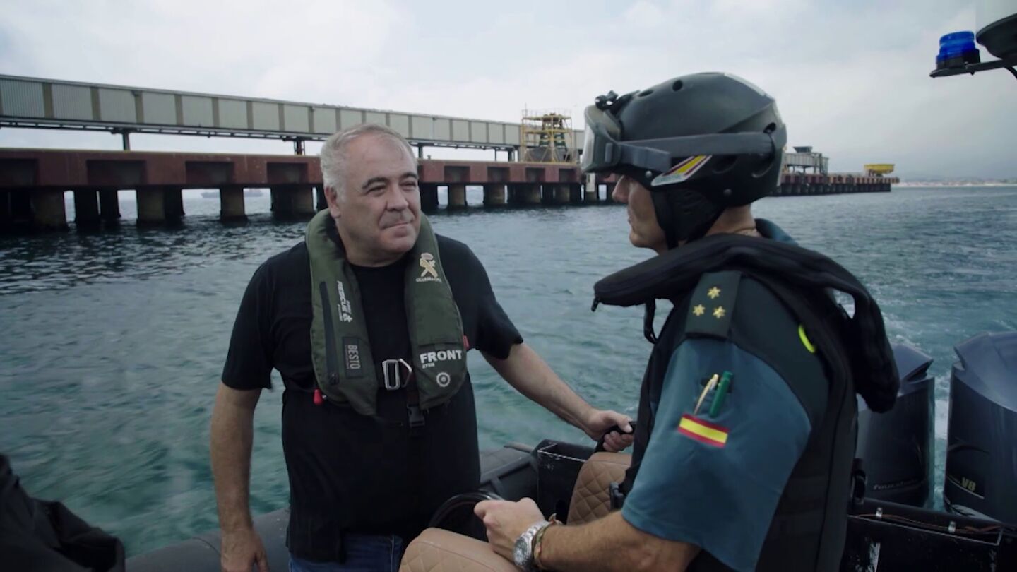 Ferreras acompa&ntilde;a a la Guardia Civil