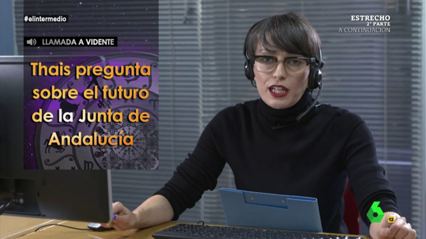 Thais Villas consulta a una vidente sobre el futuro de Andaluc&iacute;a: "Las cartas dicen que la Junta va a cambiar de jefa"