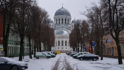 Kaunas Un viaje de blanco y nieve por Europa