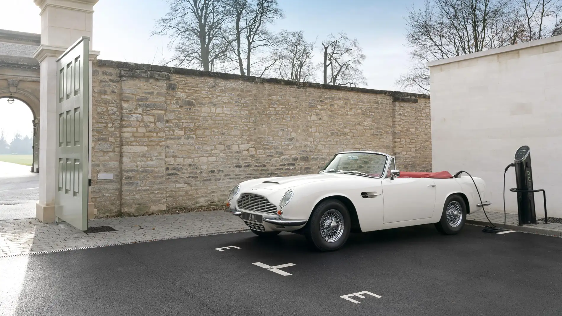 Aston Martin Heritage Concept EV