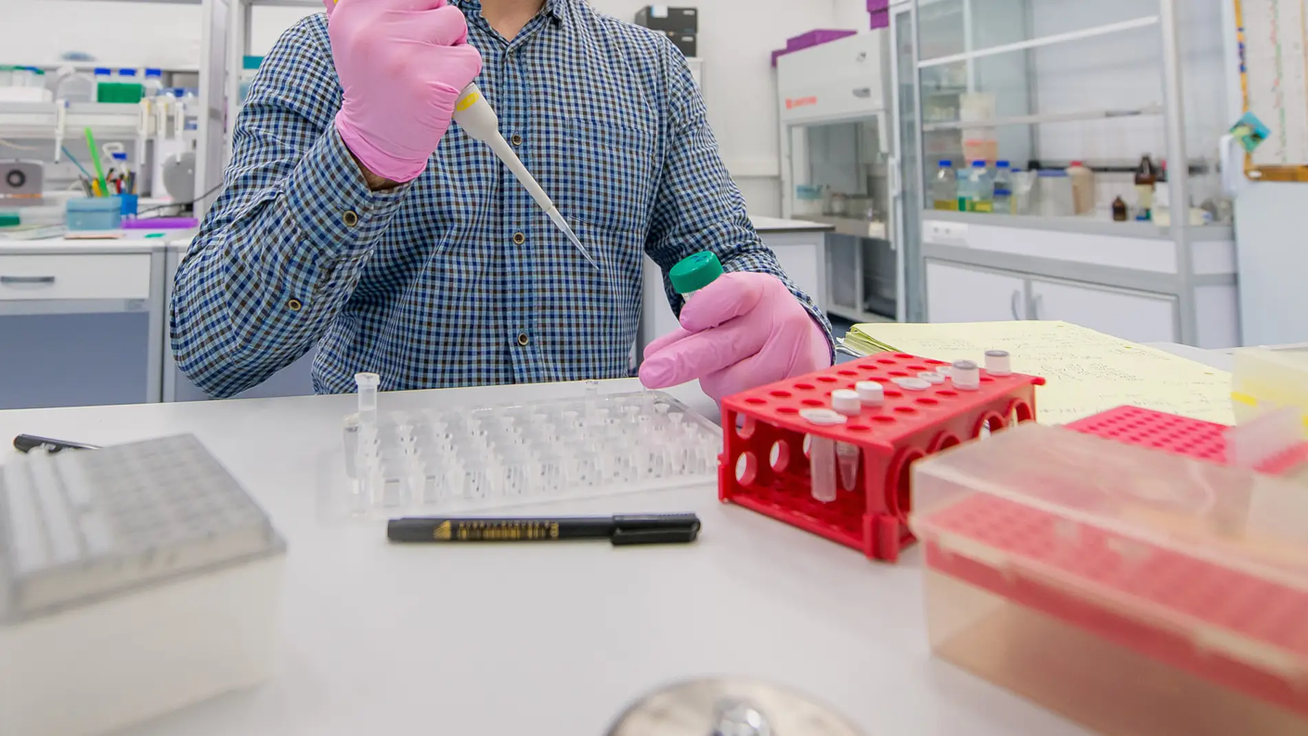 El científico usará la herramienta de edición genética CRISPR 