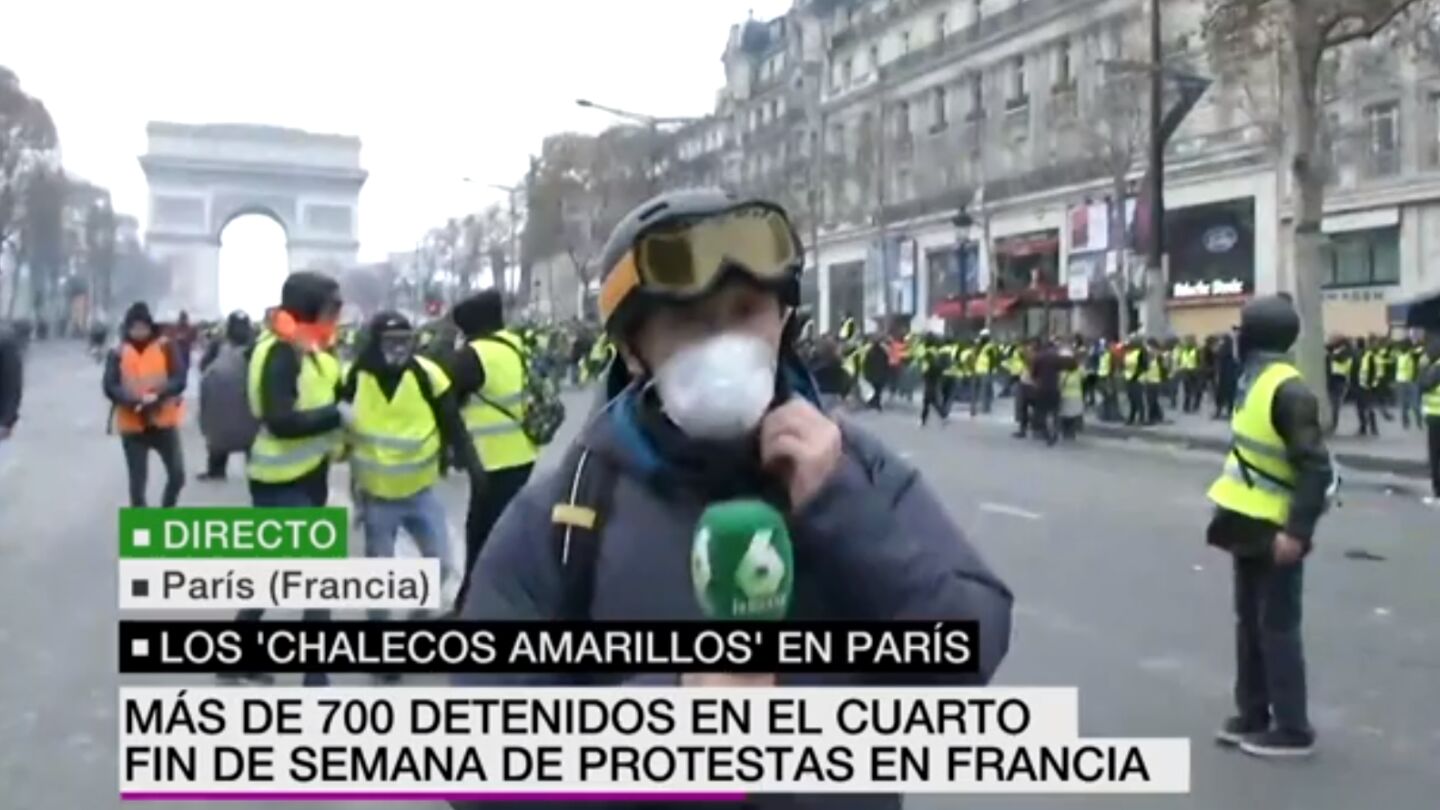 Un periodista de laSexta, testigo en directo de las cargas de la Polic&iacute;a contra los 'chalecos amarillos' en Par&iacute;s 