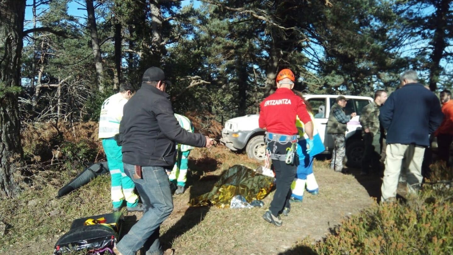 Cazador fallecido al recibir un disparo accidental en &Aacute;lava
