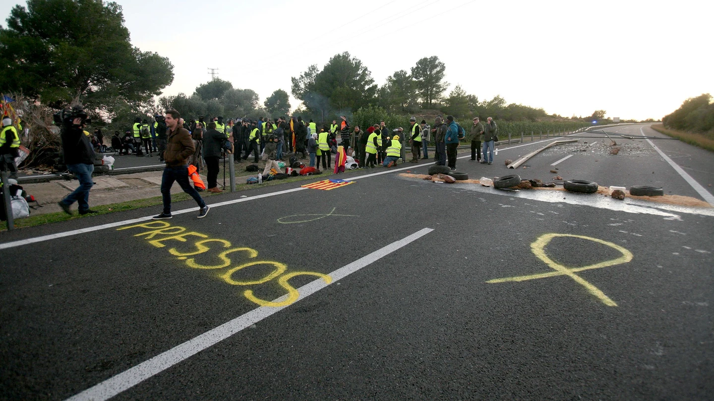 El corte de tráfico organizado por los Comités de Defensa de la República (CDR) en la AP-7 El corte de tráfico organizado por los Comités de Defensa de la República (CDR) en la AP-7