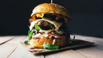 Una hamburguesa deliciosa Una hamburguesa deliciosa