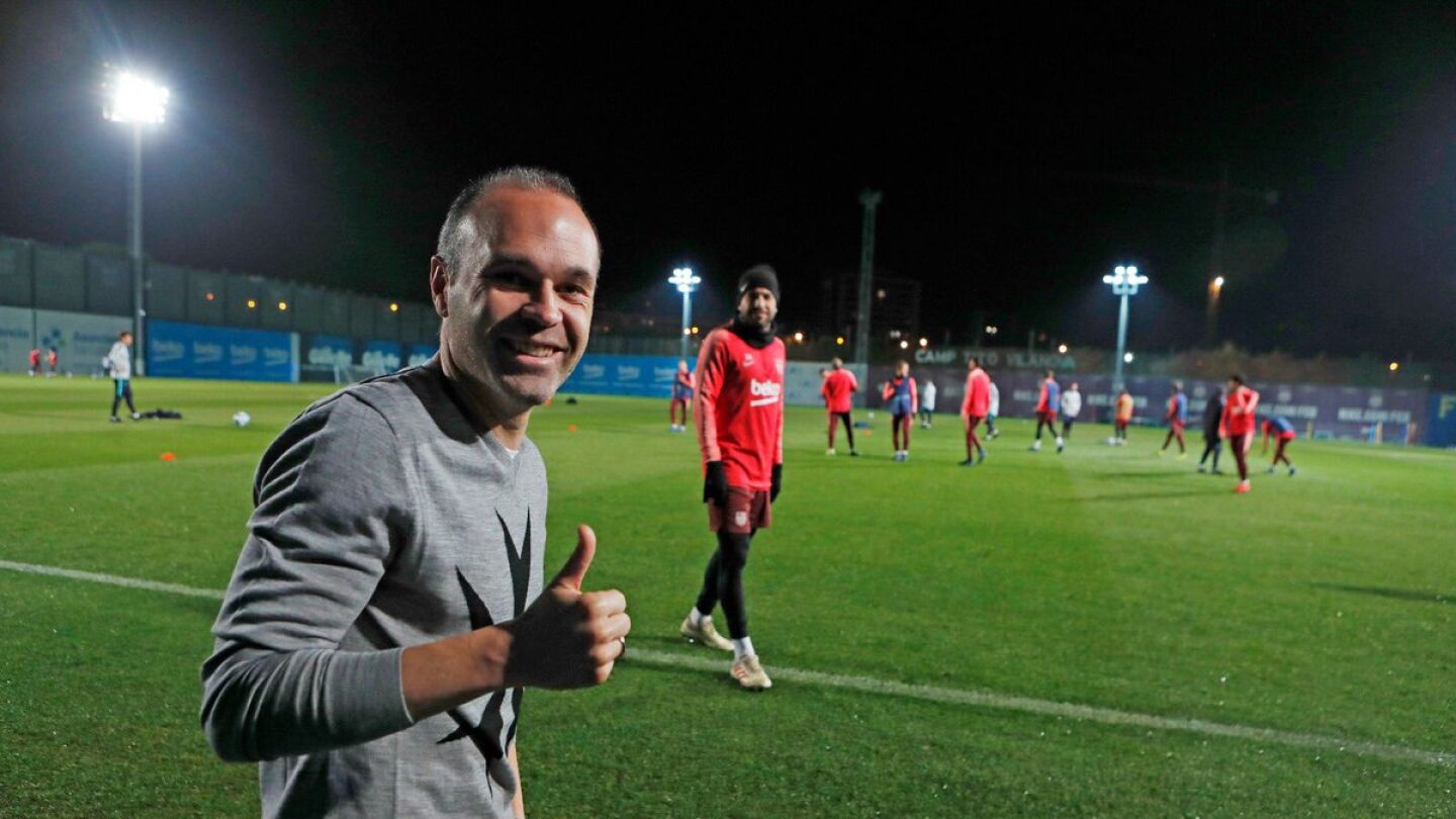 Iniesta, en la ciudad deportiva del Barcelona